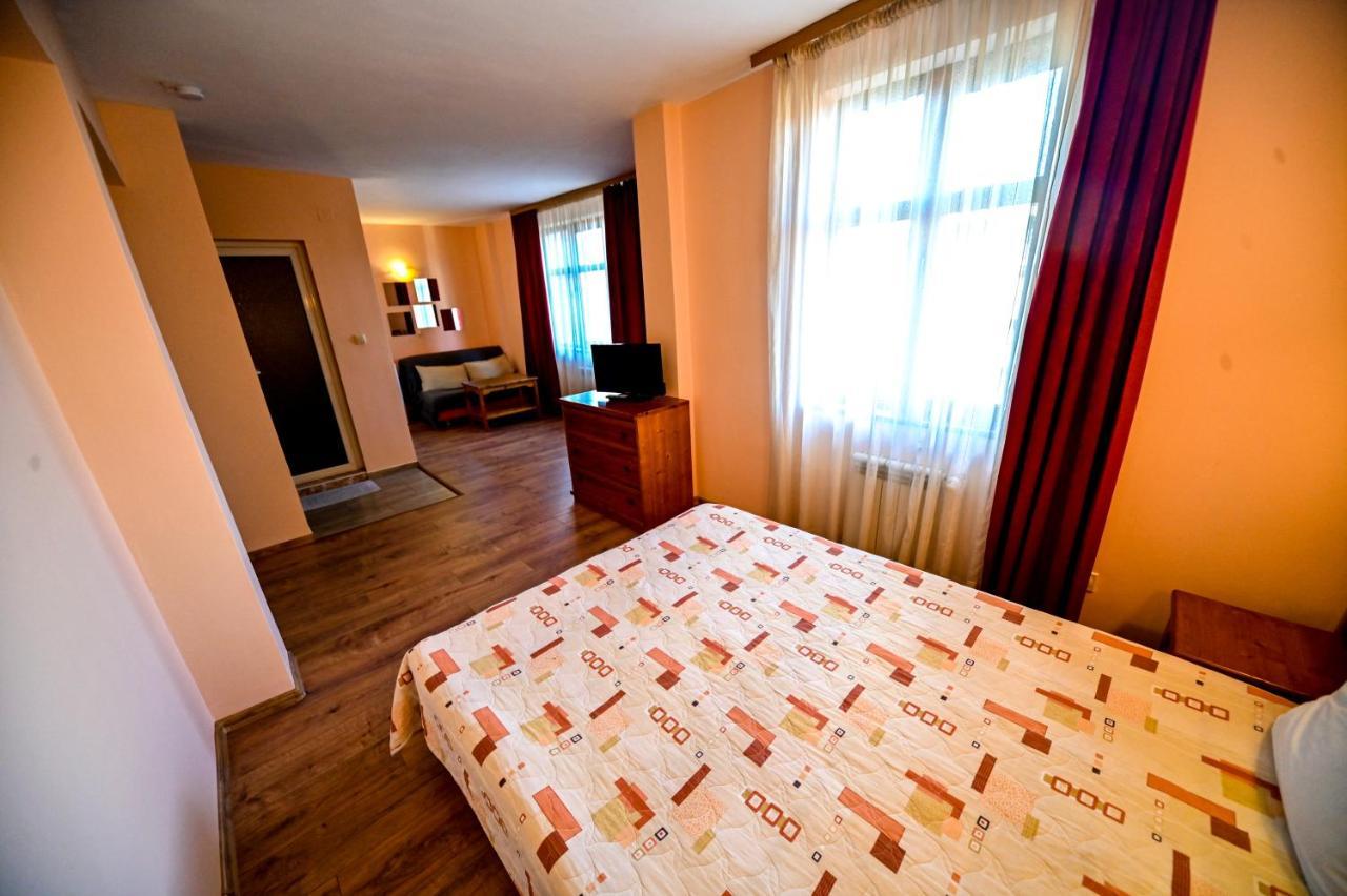 Family Hotel Bansko Sofia Bagian luar foto